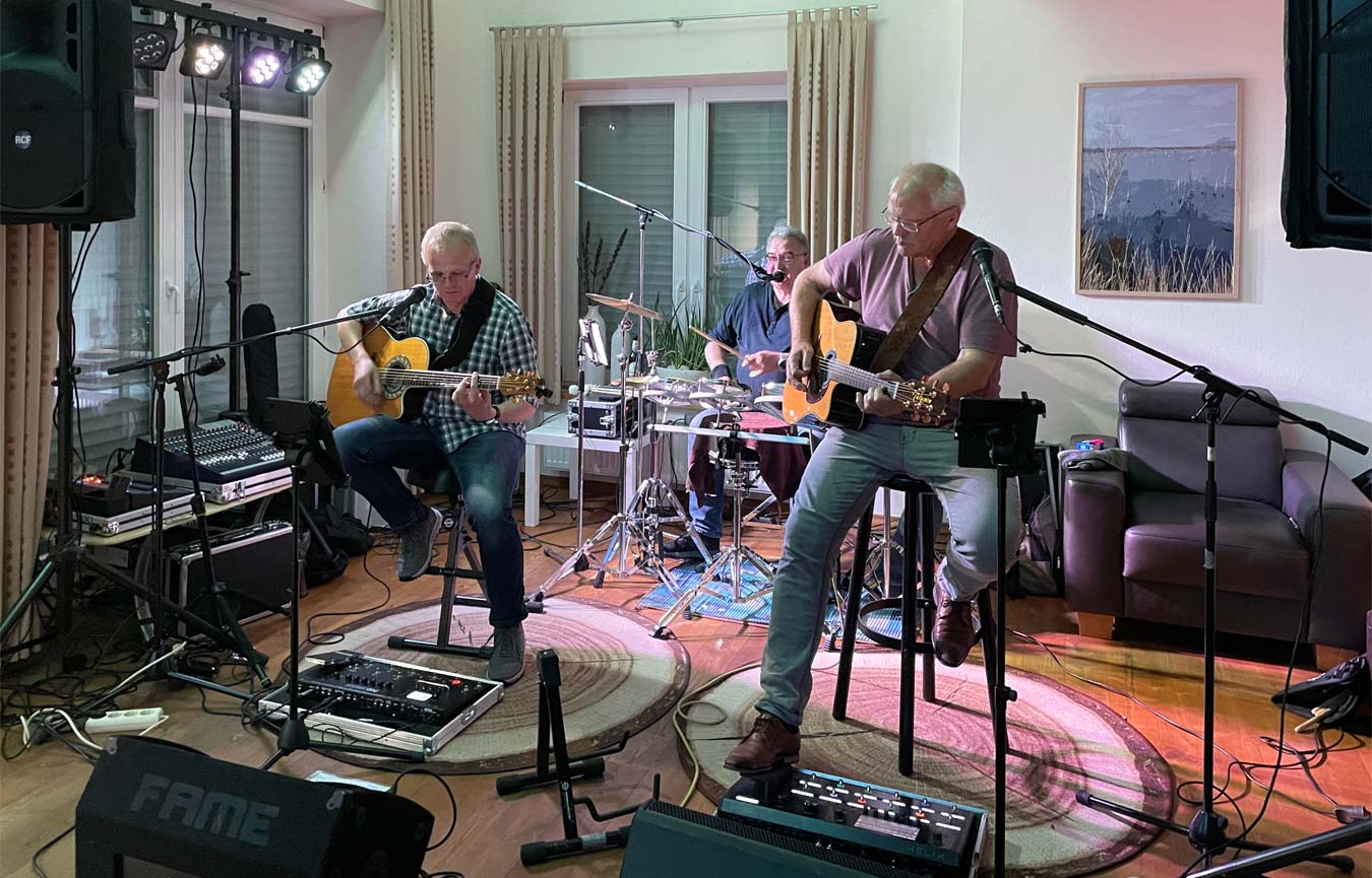 Band OnBeat Cover Musik spielt auf 60. Geburtstag Party